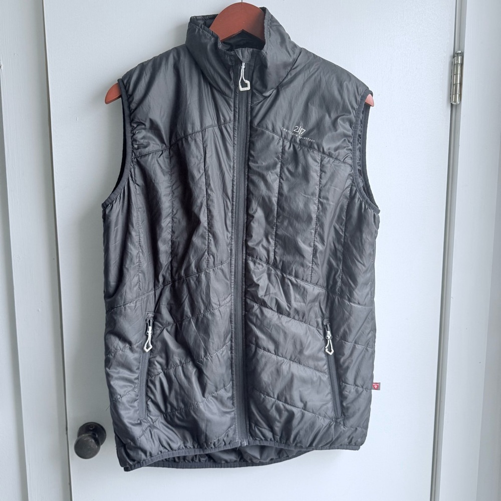 2117 of Sweden Men's PrimaLoft Insulated Quilted Puffer Vest Gray M